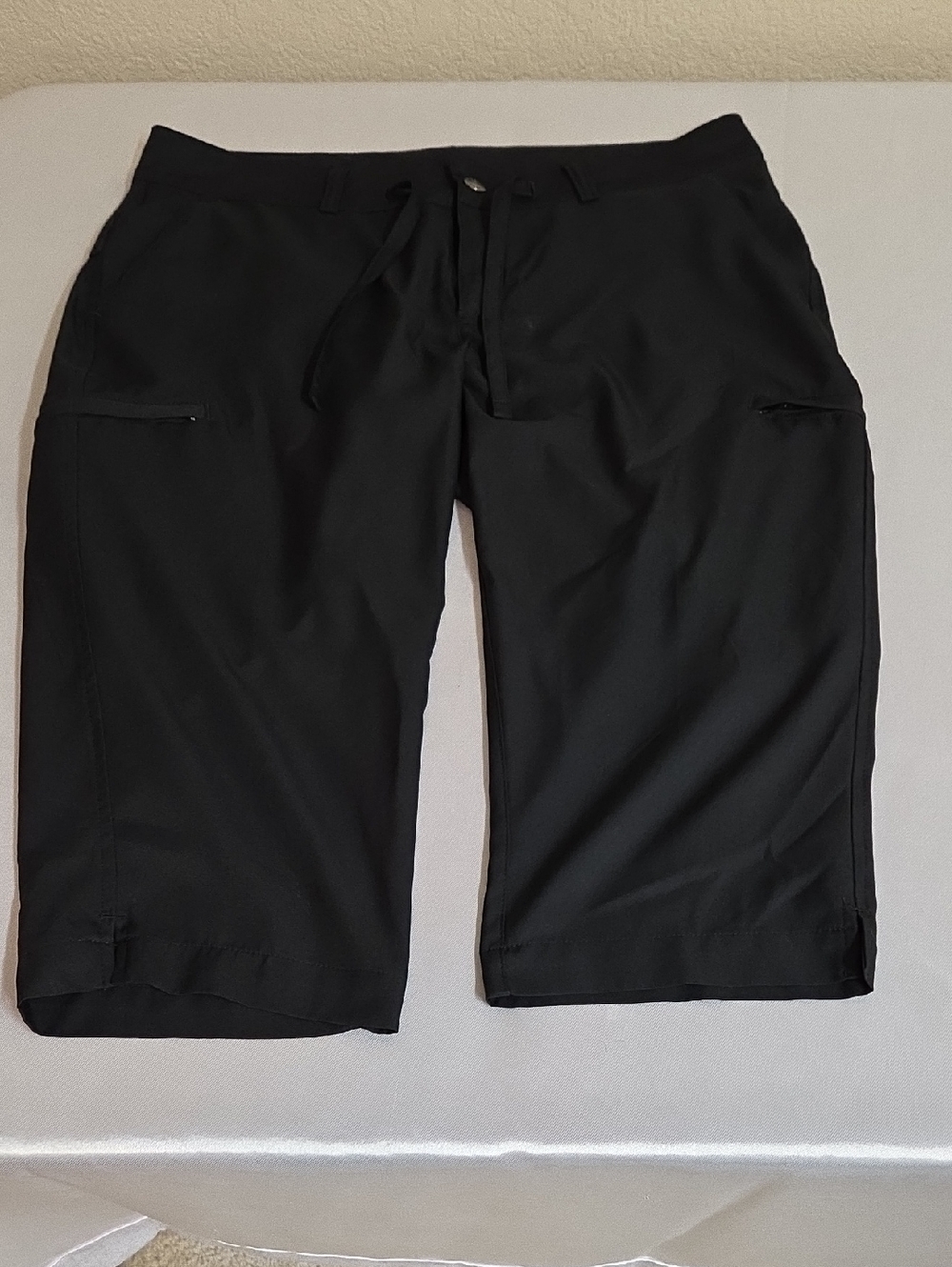 Magellan Outdoors Black Capris Women’s Drawstring Outdoor Pants